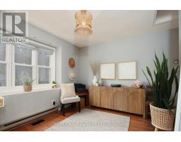 398 DAYNA CRESCENT - 18