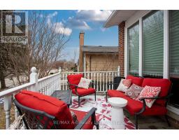 398 DAYNA CRESCENT - 4