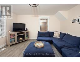 210 JONES STREET W - 5