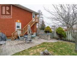 35 SHAFTSBURY DRIVE - 33