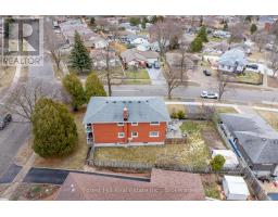 35 SHAFTSBURY DRIVE - 38