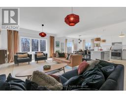 585 DOONWOODS CRESCENT - 16