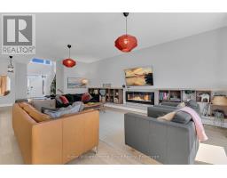 585 DOONWOODS CRESCENT - 19