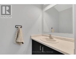 585 DOONWOODS CRESCENT - 22