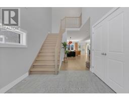 585 DOONWOODS CRESCENT - 23