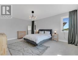 585 DOONWOODS CRESCENT - 26