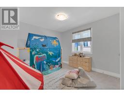 585 DOONWOODS CRESCENT - 37