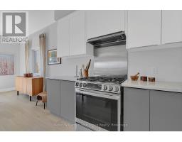 585 DOONWOODS CRESCENT - 4