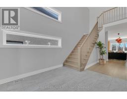 585 DOONWOODS CRESCENT - 42
