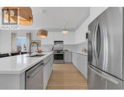 585 DOONWOODS CRESCENT - 5