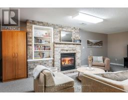 142 FREELAND DRIVE - 26