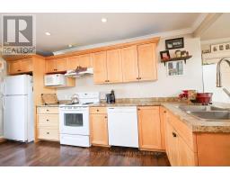 122 TRINITY STREET - 4