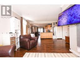 122 TRINITY STREET - 8