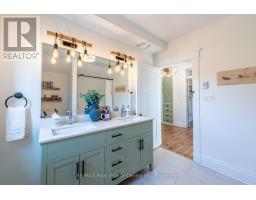 120 CAMERON STREET N - 20
