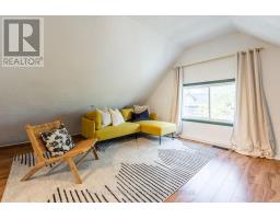 120 CAMERON STREET N - 27