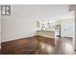 86 - 701 HOMER WATSON BOULEVARD - 6