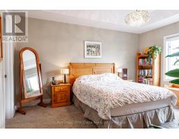 138 OAK PARK DRIVE - 20