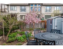 138 OAK PARK DRIVE - 26