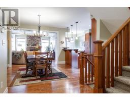 138 OAK PARK DRIVE - 7