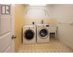 19 GEMMELL COURT - 17