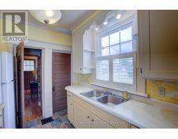 190 VICTORIA AVENUE N - 16