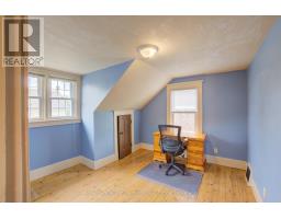 190 VICTORIA AVENUE N - 21