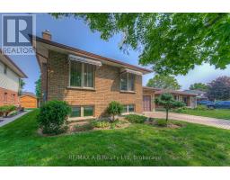 23 MAGWOOD COURT - 3