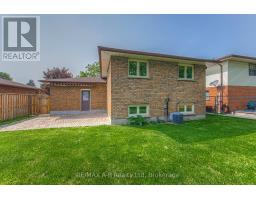 23 MAGWOOD COURT - 36