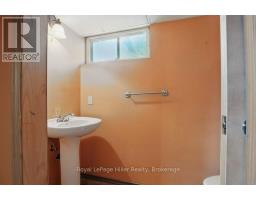 26 ARENA DRIVE - 28