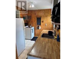 18 TUYLL STREET W - 7
