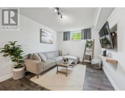 81 OAK HILL DRIVE - 30