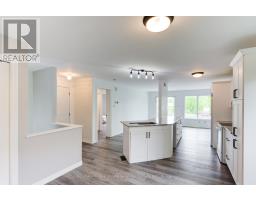 10 TARA COURT - 8