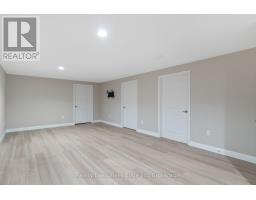 98 MOONSTONE CRESCENT - 25