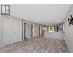 98 MOONSTONE CRESCENT - 5