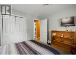 79 MADDISON STREET E - 23
