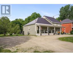 79 MADDISON STREET E - 32