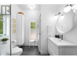 77419A BLUEWATER HIGHWAY - 31