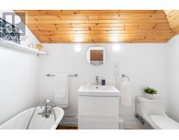 77419A BLUEWATER HIGHWAY - 37