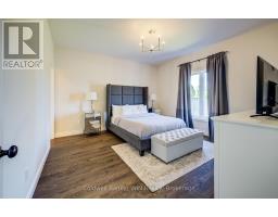 875 BAKER AVENUE S - 21
