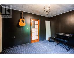 174 BIRCH STREET - 14