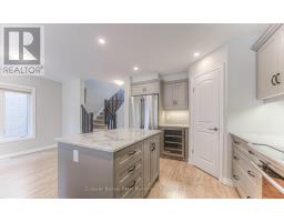 25 ISAAC STREET - 6
