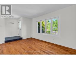 15 HOMESTEAD PLACE - 9