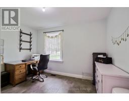 945 MAIN STREET W - 19