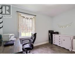 945 MAIN STREET W - 20