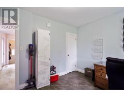 945 MAIN STREET W - 21