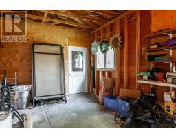 16 FEICK CRESCENT - 26