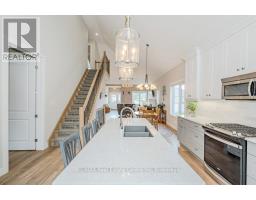 18 - 744 NELSON STREET W - 11