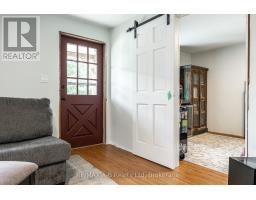 158 JAMES STREET N - 22