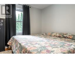 158 JAMES STREET N - 23