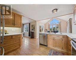 5044 WHITELAW ROAD - 12